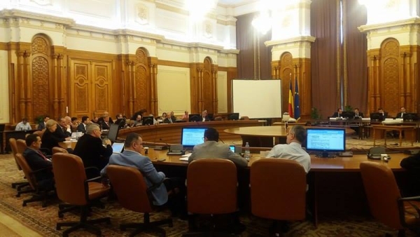 Controverse în Comisia Juridică din Camera Deputaţilor, pe Legea dării în plată Controverse în Comisia Juridică din Camera Deputaţilor, pe Legea dării în plată